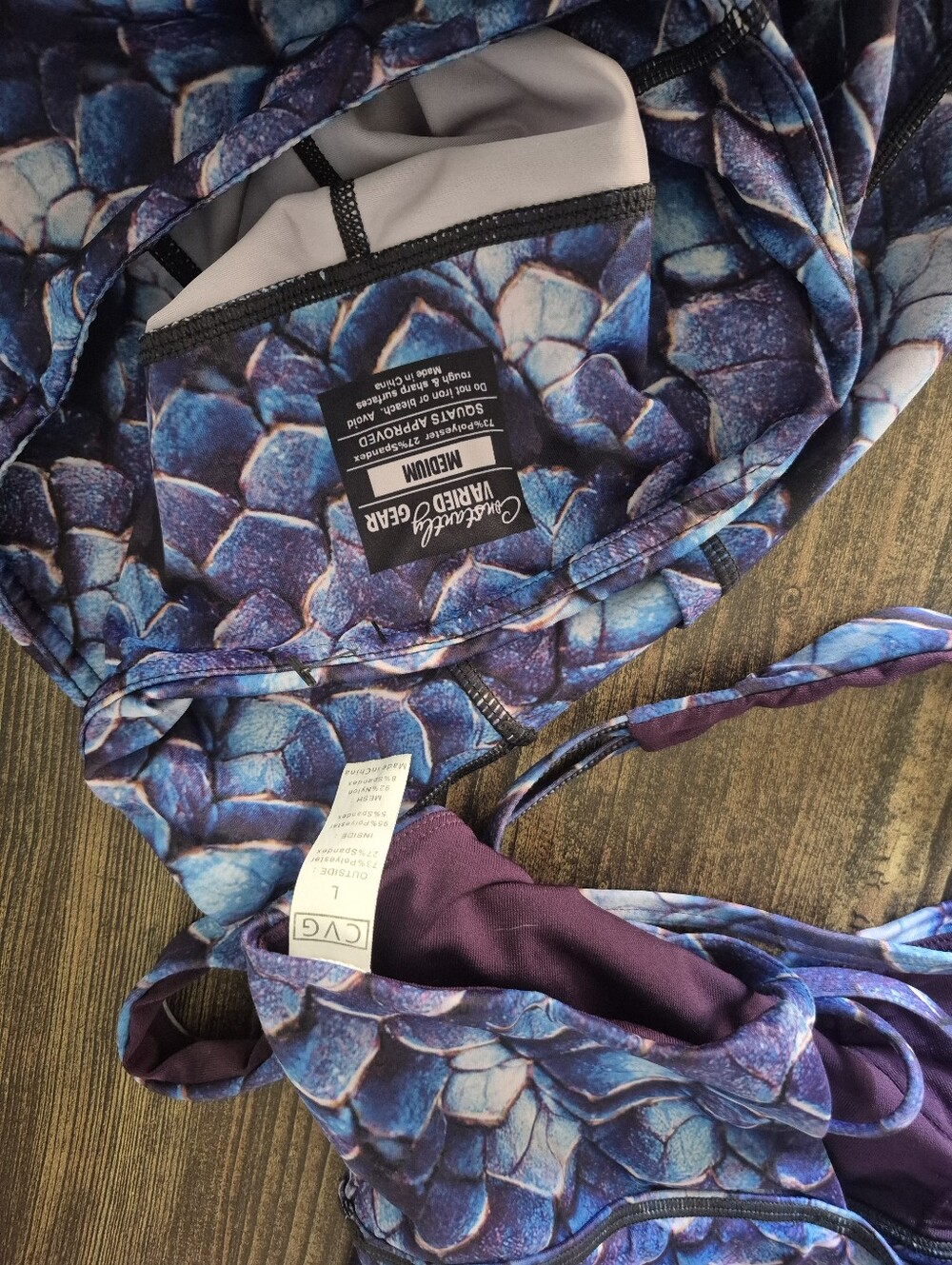 Constantly Varied Gear Mermaid Fish Scales Bra And Leggings Set Medium Large - Picture 3 of 6
